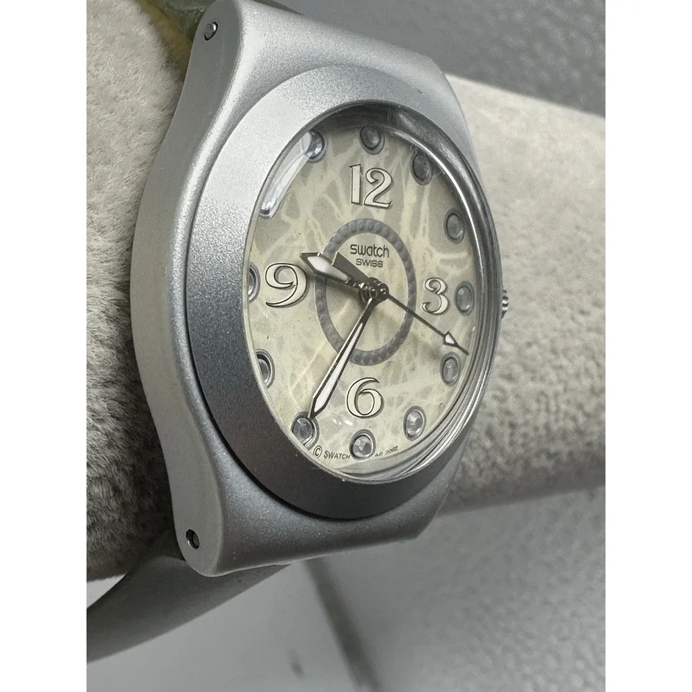 Swatch Watch SPARKLING OLIVE Irony YLS1017 2002 New Battery 33MM 7.5